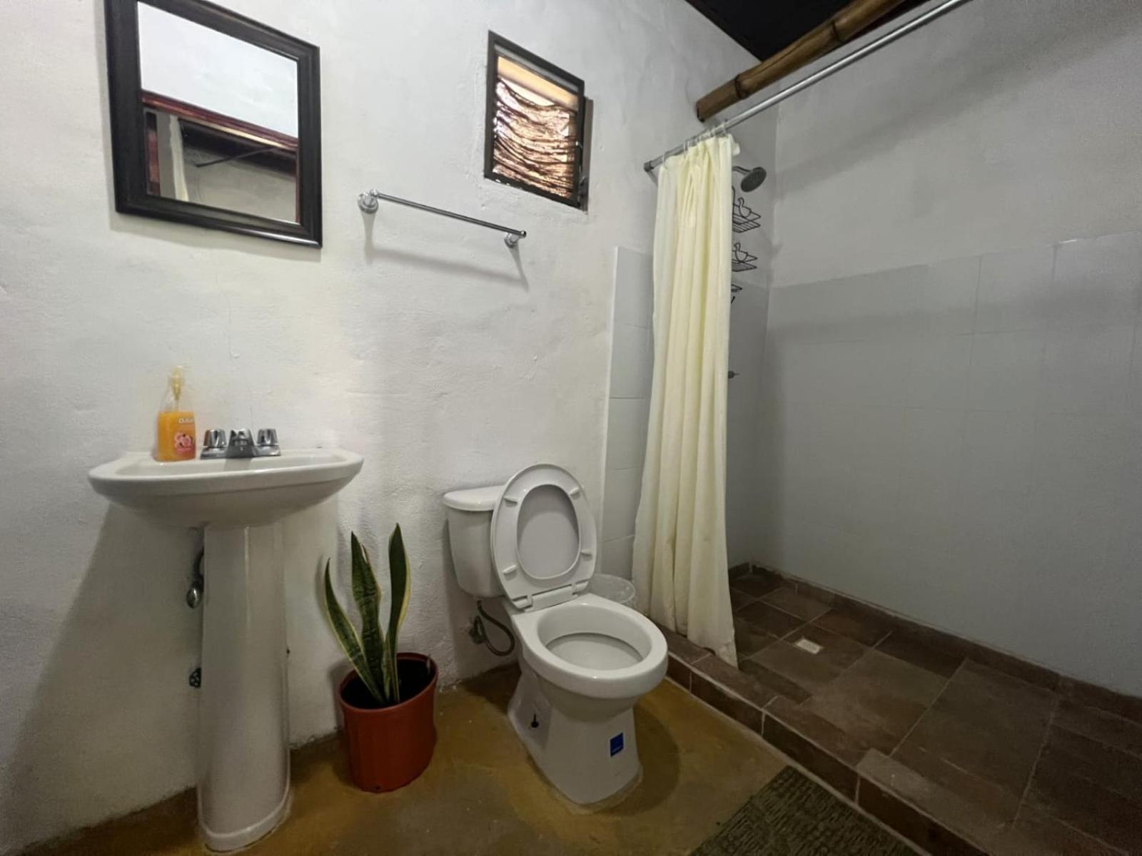 Гостевой дом The Blue House Panama Чаме Экстерьер фото